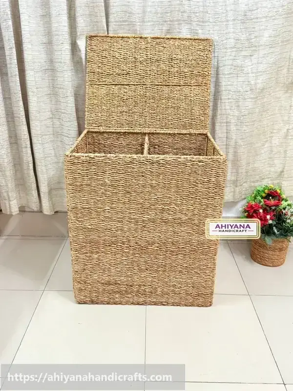 Ahiyana Premium Square Seagrass Laundry Basket with Lid