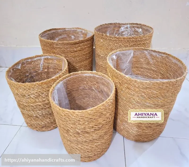 Ahiyana Eco-Friendly Natural Seagrass Planter Tub Cover / Planter Set With Plastic Lining
