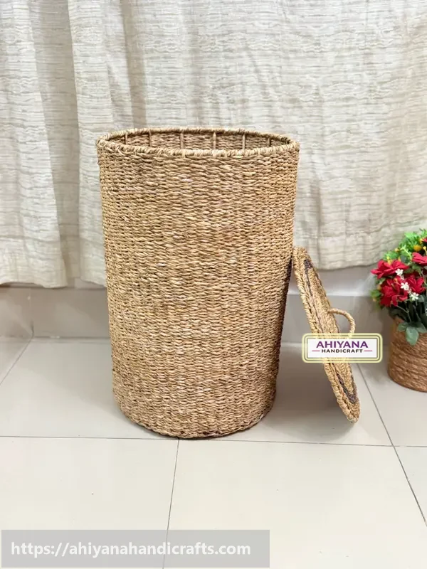 Ahiyana Premium Round Seagrass Laundry Basket with Lid