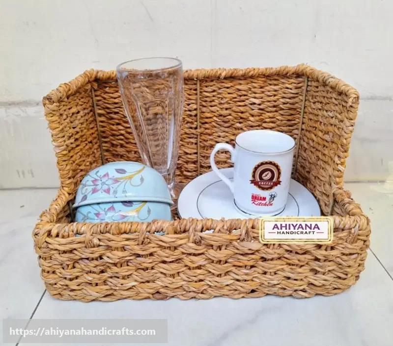 Ahiyana Tray
