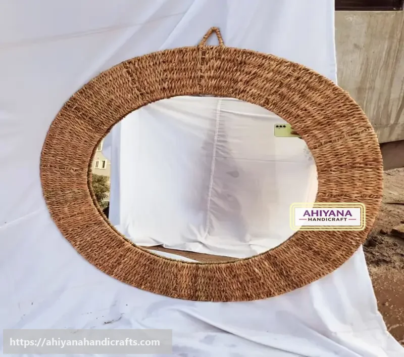 Ahiyana Round Mirror