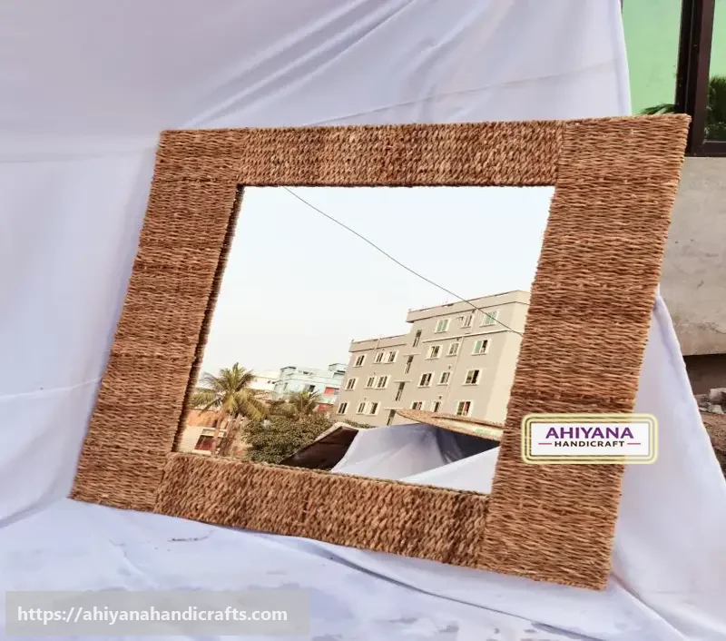 Ahiyana Square Mirror