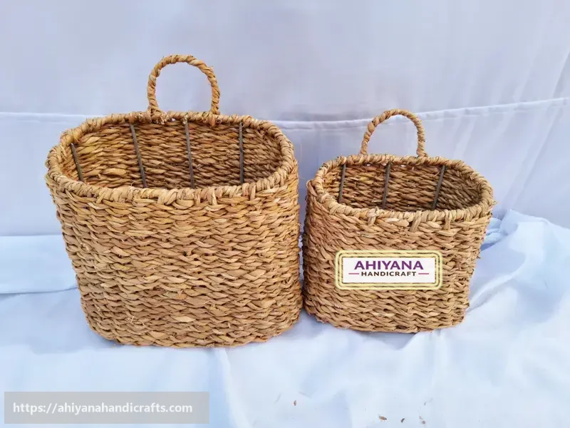 Ahiyana Wall Met Bag