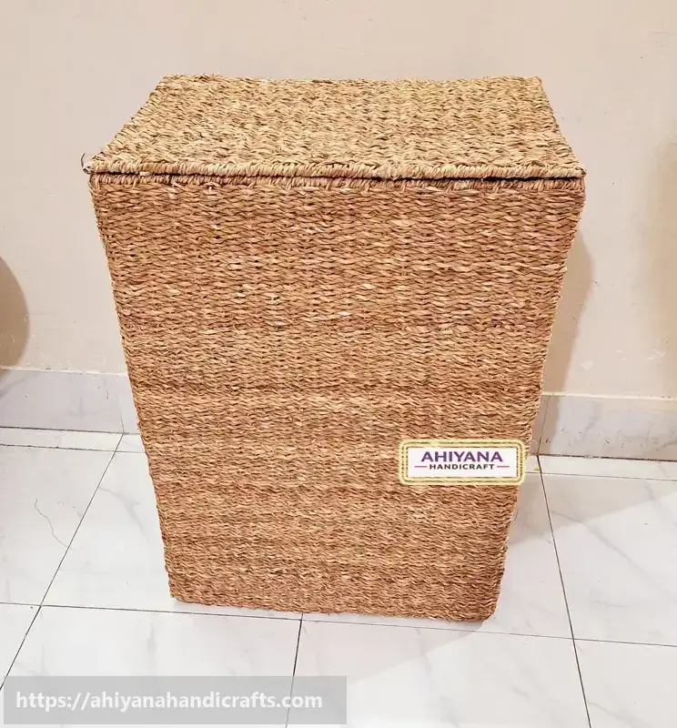 Ahiyana Big Size Premium Square Seagrass Laundry Basket with Lid - Thumbnail Image